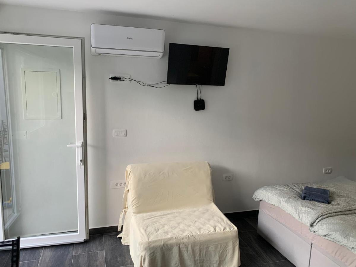 Apartment M&m